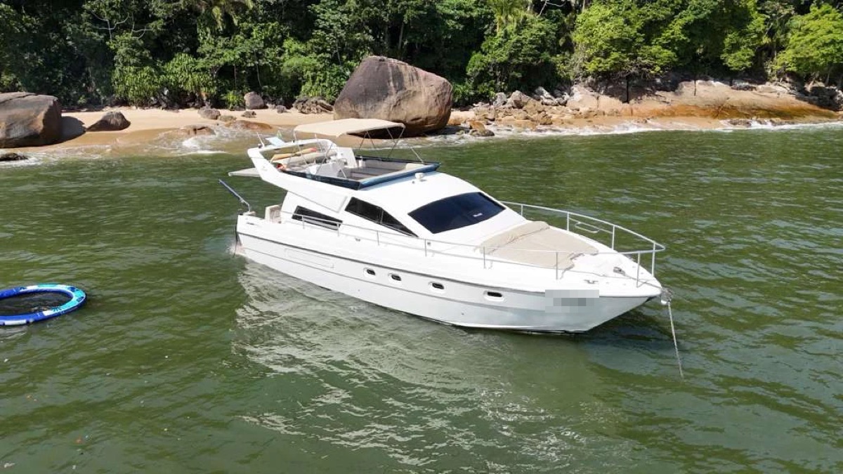 Lancha Intermarine 44 pés