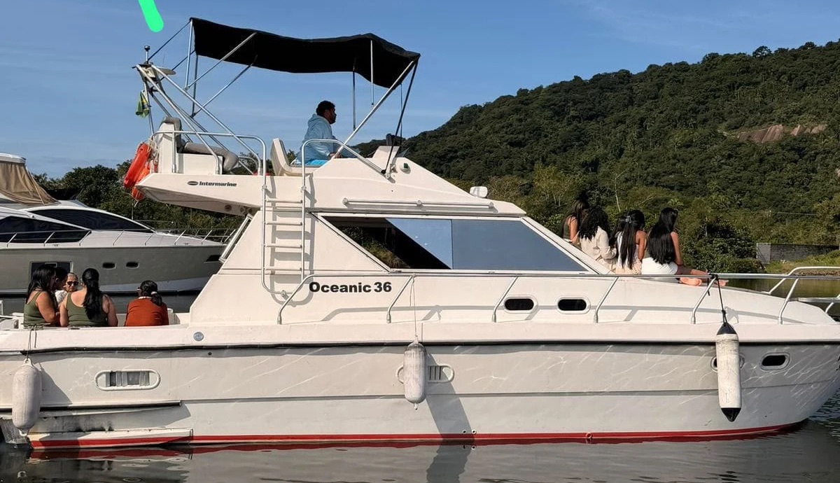 Lancha Oceanic 36 pés